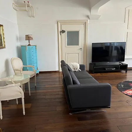 Schloss Huerbel Rosengarten - * Gutenzell-Hürbel