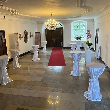 Schloss Huerbel Rosengarten - 公寓 Gutenzell-Hürbel